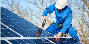 Installation Maintenance Panneaux Solaires Photovoltaïques à Fons-sur-Lussan